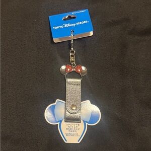 TokyoDisney Resort Keychain- Headband Holder